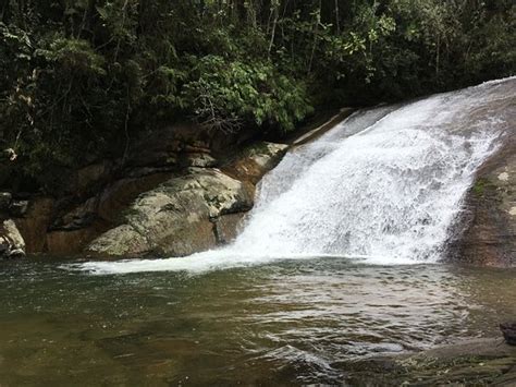 Cachoeira de Deus: Wodospadem Zachwytu i Urokliwym Oazą Spokoju!