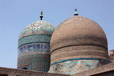 Mausoleum of Shaykh Safi ad-Din Ardabili - History Woven in Marble and Mysticism!