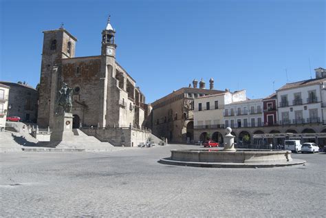 Plaza Mayor de Trujillo: Zabytkowy plac i centrum społeczne dawnych czasów!